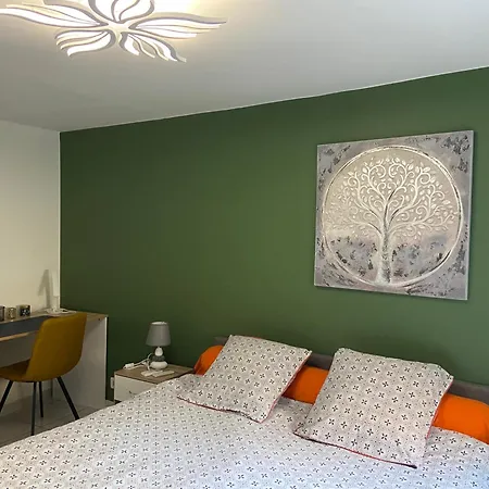 Apartment Meuble Maison Vigneronne *